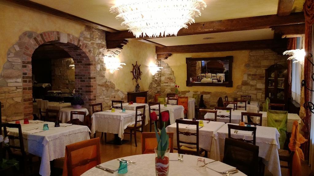 Locanda Ferrari Goro Exterior photo