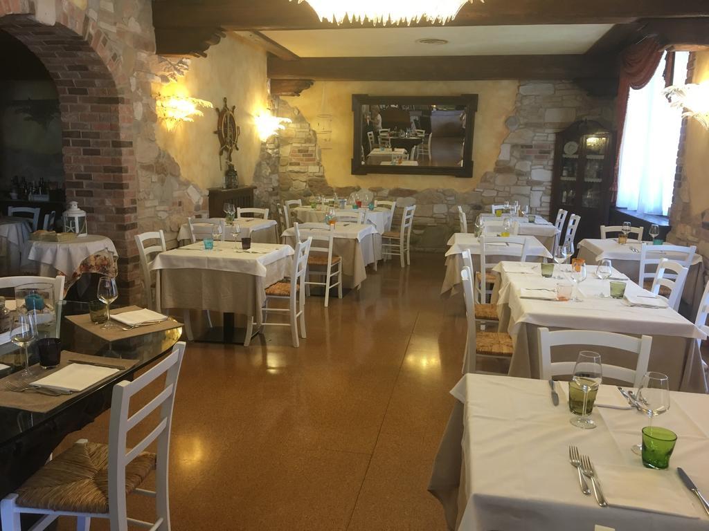 Locanda Ferrari Goro Exterior photo